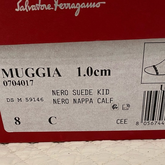 Salvatore Ferragamo Black Suede Muggia Slip-on Mules with Chain Logo Detail 8C - Picture 13 of 13